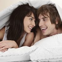 190729215209 couple bed